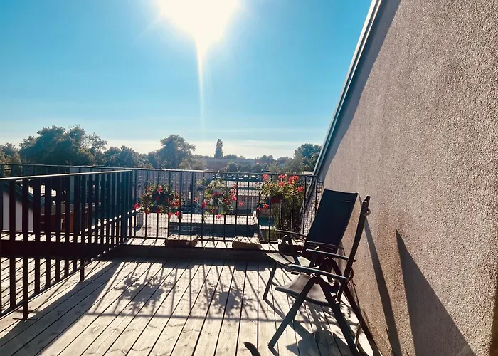 Apartamentai Su Terasa Διαμέρισμα Παλάγκα